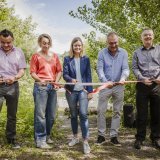 Le sentier didactique reliant le col du Sanetsch au Rhône a été inauguré par le président de Savièse Sylvain Dumoulin, l'historienne Delphine Debons, la cheffe du Service de l'environnement Christine Genolet-Leubin, le président de Conthey Christophe Germanier et le conseiller d'Etat Franz Ruppen.